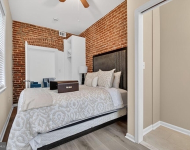 1919 19th Street Nw - Photo Thumbnail 8