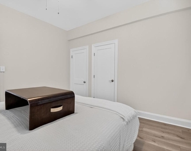 1919 19th Street Nw - Photo Thumbnail 13