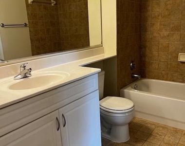 555 Massachusetts Avenue Nw - Photo Thumbnail 11