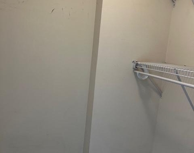 555 Massachusetts Avenue Nw - Photo Thumbnail 7