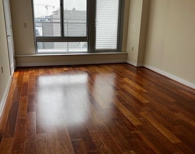 555 Massachusetts Avenue Nw - Photo Thumbnail 3