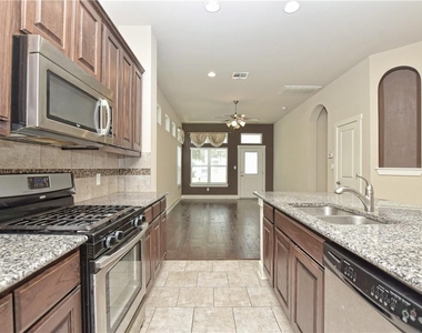 12204 Barras Branch Dr - Photo Thumbnail 4