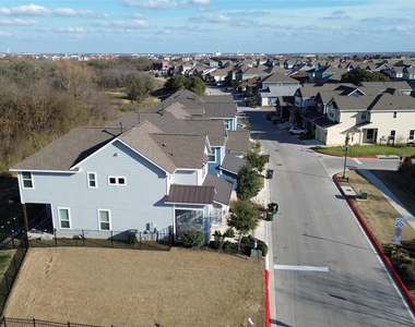 1007 Harwell Loop - Photo Thumbnail 36