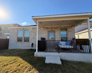 112 Bennington Dr - Photo Thumbnail 22