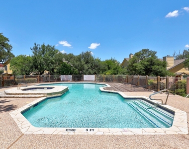 11901 Swearingen Dr - Photo Thumbnail 22