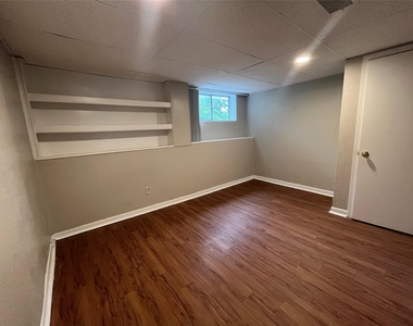 3106 Duval St - Photo Thumbnail 4