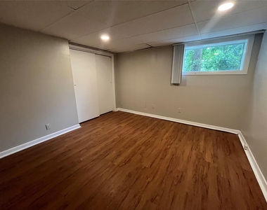 3106 Duval St - Photo Thumbnail 2