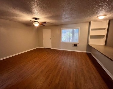 3106 Duval St - Photo Thumbnail 1