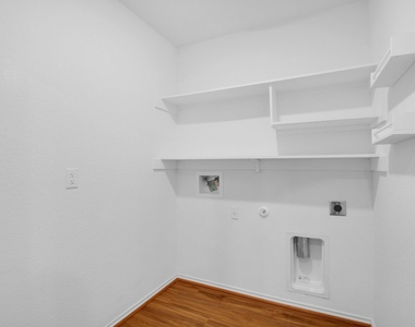21409 Resource Rd - Photo Thumbnail 9