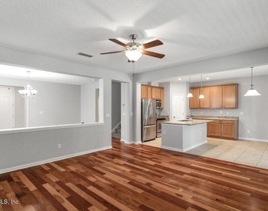894 Quiet Stone Lane - Photo Thumbnail 7