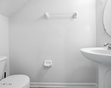 11152 Castlemain Circle S - Photo Thumbnail 19