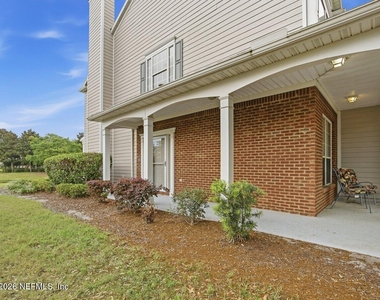 11152 Castlemain Circle S - Photo Thumbnail 5
