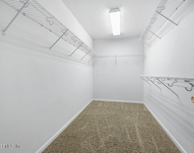 11152 Castlemain Circle S - Photo Thumbnail 23