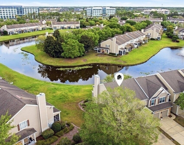 11152 Castlemain Circle S - Photo Thumbnail 2