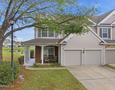 11152 Castlemain Circle S - Photo Thumbnail 4