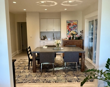 212 Franklin Street - Photo Thumbnail 7