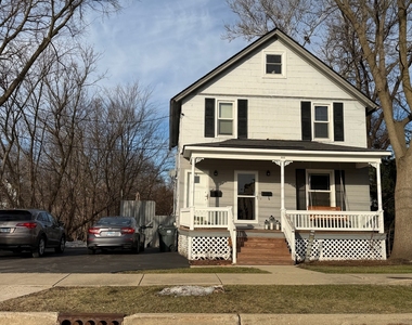 212 Franklin Street - Photo Thumbnail 1