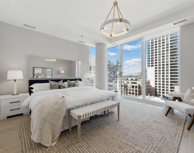 146 W Erie Street - Photo Thumbnail 6