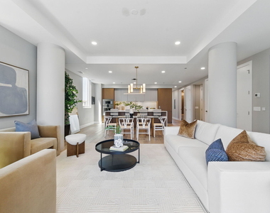146 W Erie Street - Photo Thumbnail 1