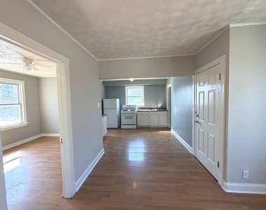 3126 Elder Lane - Photo Thumbnail 5