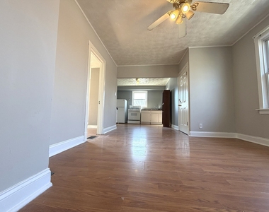 3126 Elder Lane - Photo Thumbnail 6