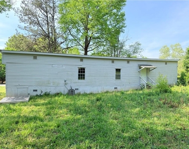 30 Winston Way - Photo Thumbnail 1