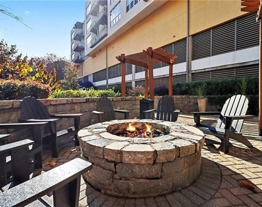 245 N Highland Avenue Ne - Photo Thumbnail 21