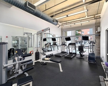 245 N Highland Avenue Ne - Photo Thumbnail 22