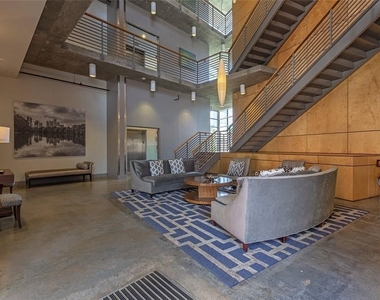 245 N Highland Avenue Ne - Photo Thumbnail 23