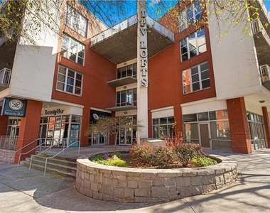 245 N Highland Avenue Ne - Photo Thumbnail 19
