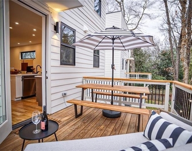 829 Barnett Street - Photo Thumbnail 36