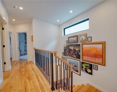 829 Barnett Street - Photo Thumbnail 15