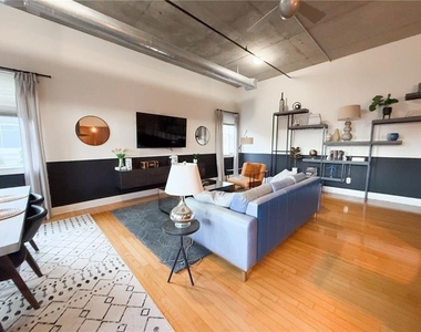 1058 Piedmont Avenue Ne - Photo Thumbnail 5