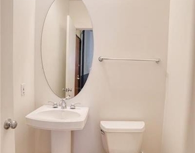 1058 Piedmont Avenue Ne - Photo Thumbnail 9