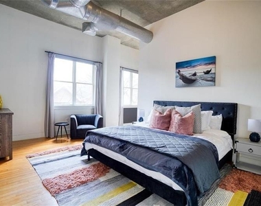 1058 Piedmont Avenue Ne - Photo Thumbnail 11