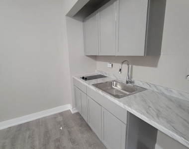 312 N Central Avenue - Photo Thumbnail 1