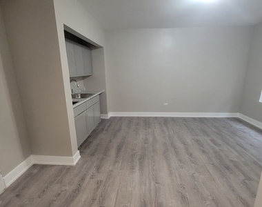 312 N Central Avenue - Photo Thumbnail 3