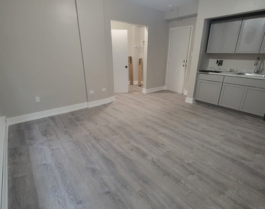 312 N Central Avenue - Photo Thumbnail 7
