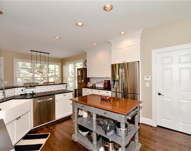 265 Windsor Gate Cove Ne - Photo Thumbnail 21