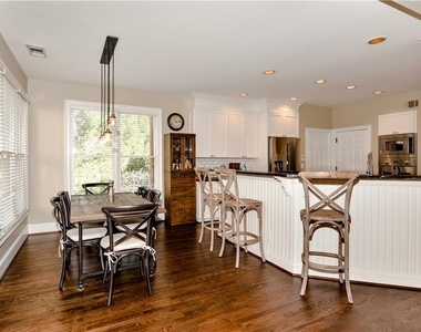 265 Windsor Gate Cove Ne - Photo Thumbnail 17