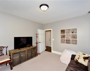 265 Windsor Gate Cove Ne - Photo Thumbnail 11