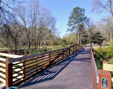 265 Windsor Gate Cove Ne - Photo Thumbnail 57