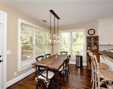 265 Windsor Gate Cove Ne - Photo Thumbnail 18