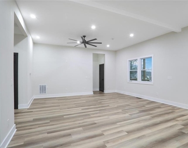 190 Adair Avenue Se - Photo Thumbnail 9
