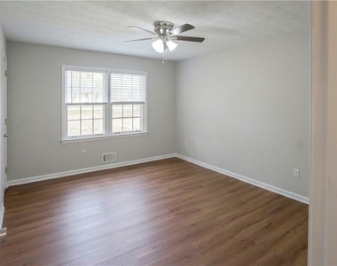 1802 Driftwood Place - Photo Thumbnail 26