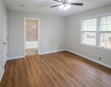 1802 Driftwood Place - Photo Thumbnail 22