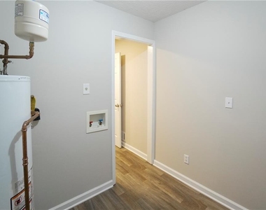 1802 Driftwood Place - Photo Thumbnail 33