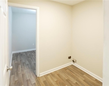 1802 Driftwood Place - Photo Thumbnail 15
