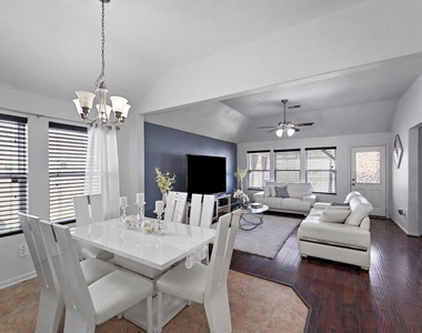18523 Windy Stone Drive - Photo Thumbnail 19