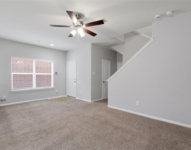 17142 Amarose Drive - Photo Thumbnail 6